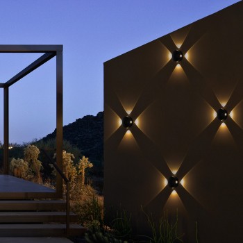 kelvo ARKOS KLV-101-0107 Μοντέρνο Φωτιστικό Τοίχου - Απλίκα LED 8W 840lm 15° AC 220-240V Αδιάβροχο IP65 Θερμό Λευκό 2700K - CREE SMD Chip & TÜV SÜD Driver - Μαύρο Ματ - Μ13 x Π5.5 x Υ13cm - 5 Χρόνια Εγγύηση