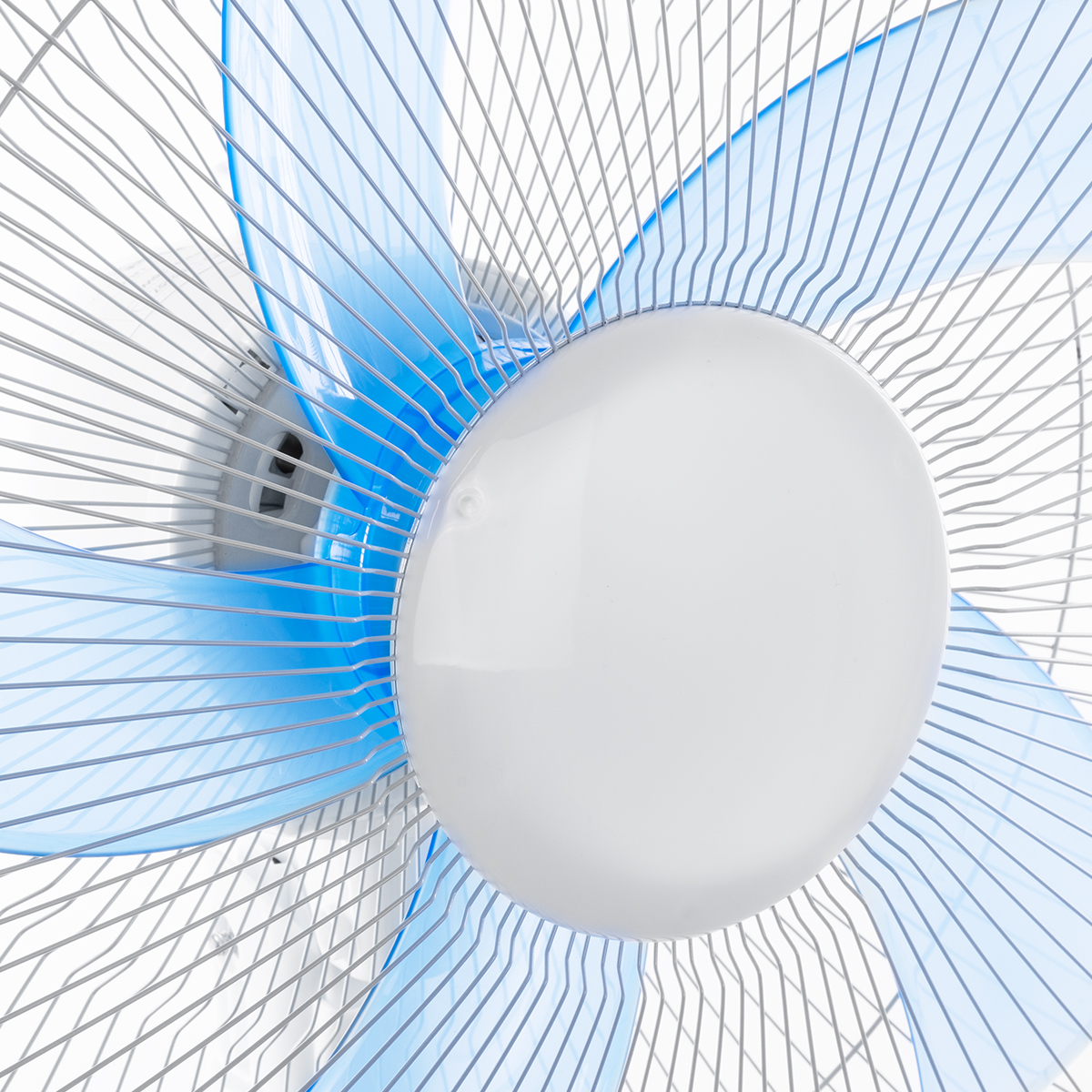 GloboStar® SOLARA-FAN 85355 Solar Fan Αυτόνομος Ηλιακός Επιδαπέδιος Ανεμιστήρας 25W 2 Λειτουργιών Ρεύματος με AC 220-240V ή με Φωτοβολταϊκό Panel 9V 12W & Επαναφορτιζόμενη Μπαταρία Li-ion 7.4V 4400mAh - 3 Ταχύτητες - Ενσωματωμένο USB 2.0 Charger Συσκευών GloboStar® SOLARA-FAN 85355 Solar Fan Αυτόνομος Ηλιακός Επιδαπέδιος Ανεμιστήρας 25W 2 Λειτουργιών Ρεύματος με AC 220-240V ή με Φωτοβολταϊκό Panel 9V 12W & Επαναφορτιζόμενη Μπαταρία Li-ion 7.4V 4400mAh - 3 Ταχύτητες - Ενσωματωμένο USB 2.0 Charger Συσκευών