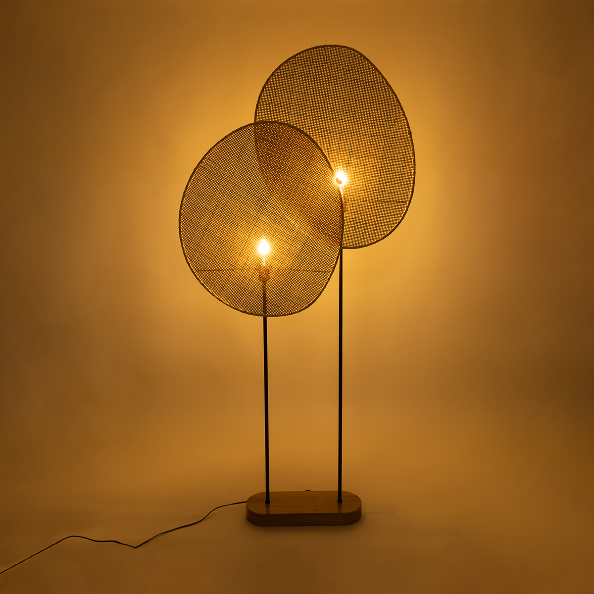 GloboStar® AZUL 02232 Boho Επιδαπέδιο Φωτιστικό Διφωτο 2 x E27 IP20 Μπεζ Ξύλο με Μαύρο Μέταλλο - Μ90 x Π17 x Υ170cm GloboStar® AZUL 02232 Boho Επιδαπέδιο Φωτιστικό Διφωτο 2 x E27 IP20 Μπεζ Ξύλο με Μαύρο Μέταλλο - Μ90 x Π17 x Υ170cm