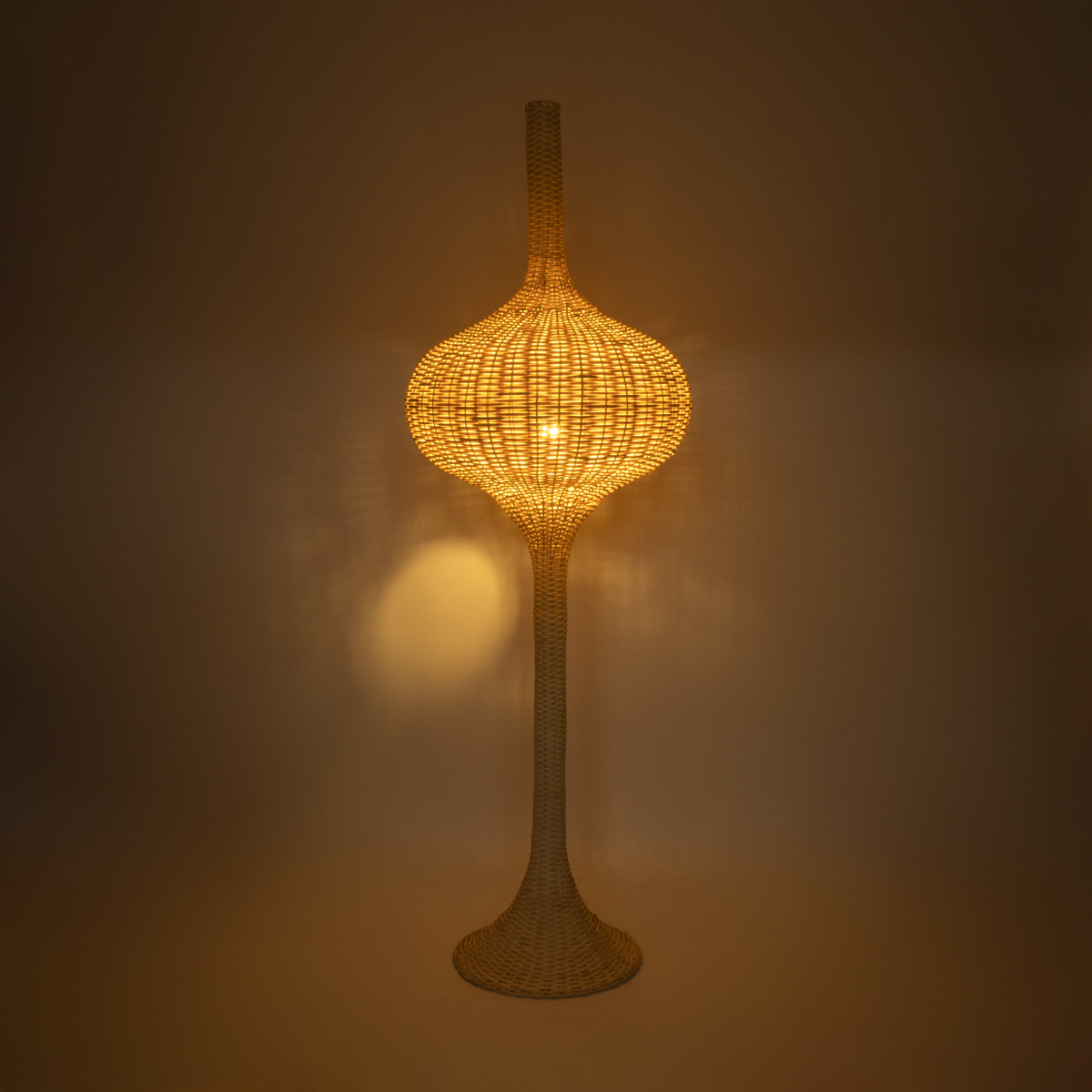 GloboStar® ALADDIN 02052 Boho Επιδαπέδιο Φωτιστικό Μονόφωτο 1 x E27 IP20 Μπεζ Ξύλο - Μ60 x Π60 x Υ180cm GloboStar® ALADDIN 02052 Boho Επιδαπέδιο Φωτιστικό Μονόφωτο 1 x E27 IP20 Μπεζ Ξύλο - Μ60 x Π60 x Υ180cm